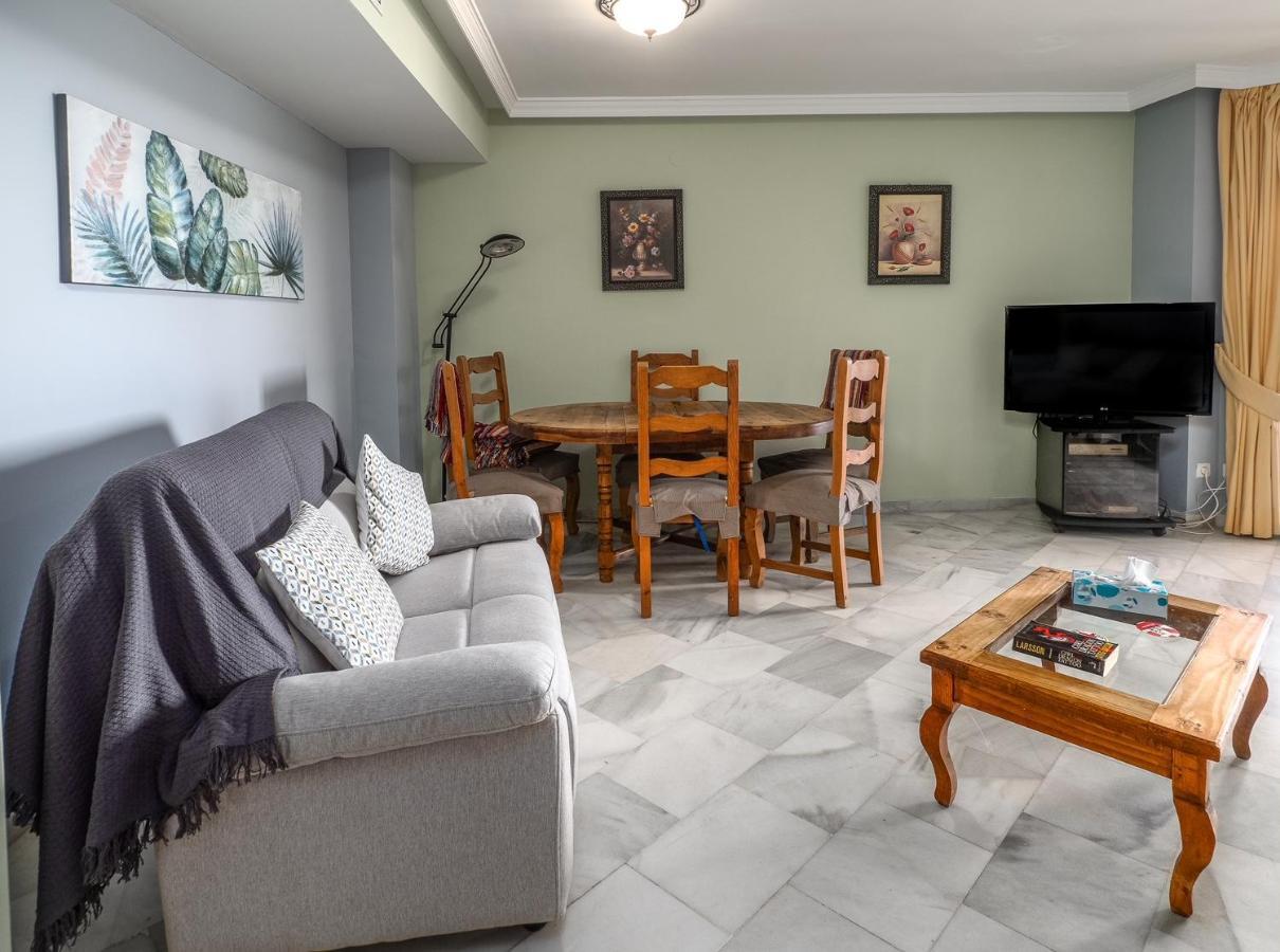 Fantastic Beachfront Apartment Estepona Exterior foto